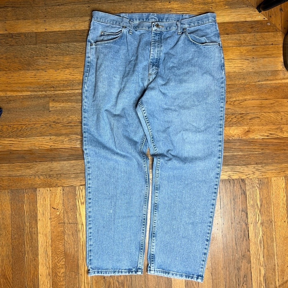 Wrangler Jeans Mens Size 40x30 Med Wash Relaxed Fit Straight Leg Denim‎ Western